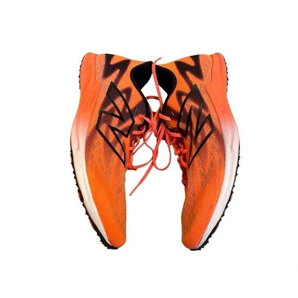 NEW BALANCE FUELCELL SUPERCOMP XC-X size 7.5